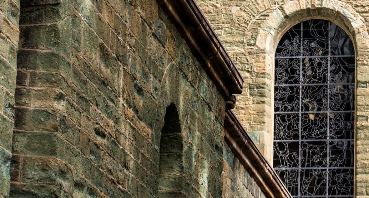 Grünsandstein-Detail am Patrokli-Dom